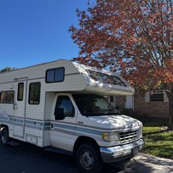 1993 Ford E-350 Fleetwood