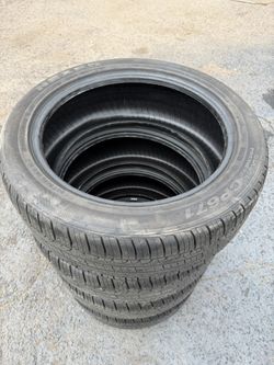 Used Set Of Nexen Tires Size 235/45/18