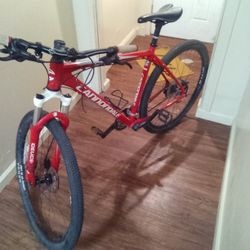 ***CANNONDALE BICYCLE***