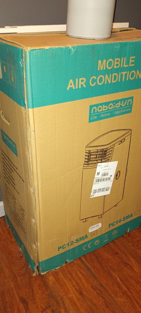 Air Conditioner/Dehumidifier 