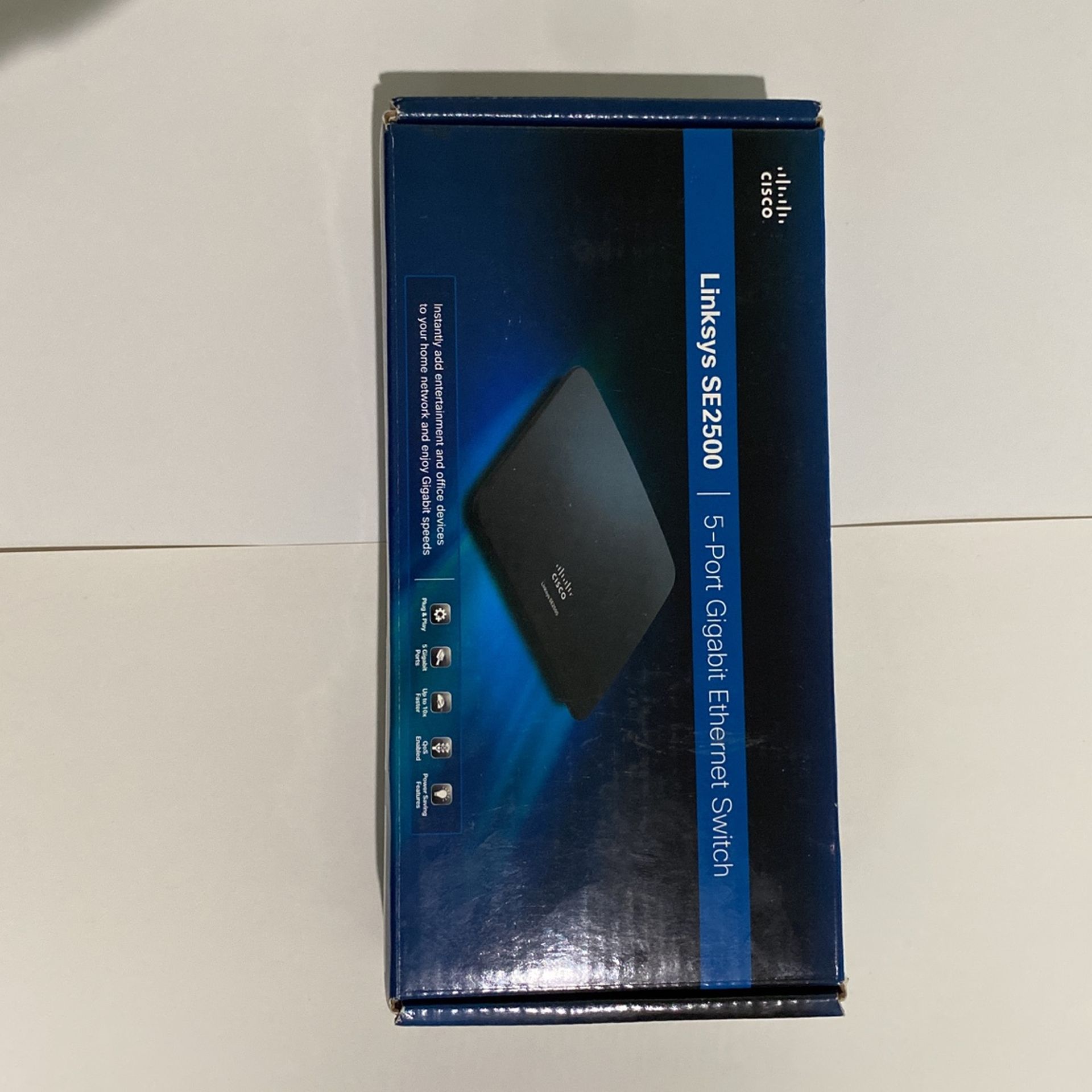 Linksys SE2500 5-port Gigabit Ethernet Switch 