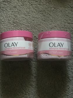 2 Olay scrub