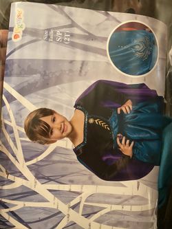 Costume