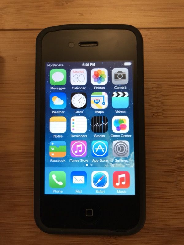 Apple iPhone 4 - 32GB - Black (AT&T) Smartphone (MC610LL/A)