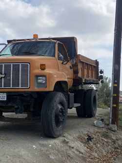 Bobtail Dump Truck ..