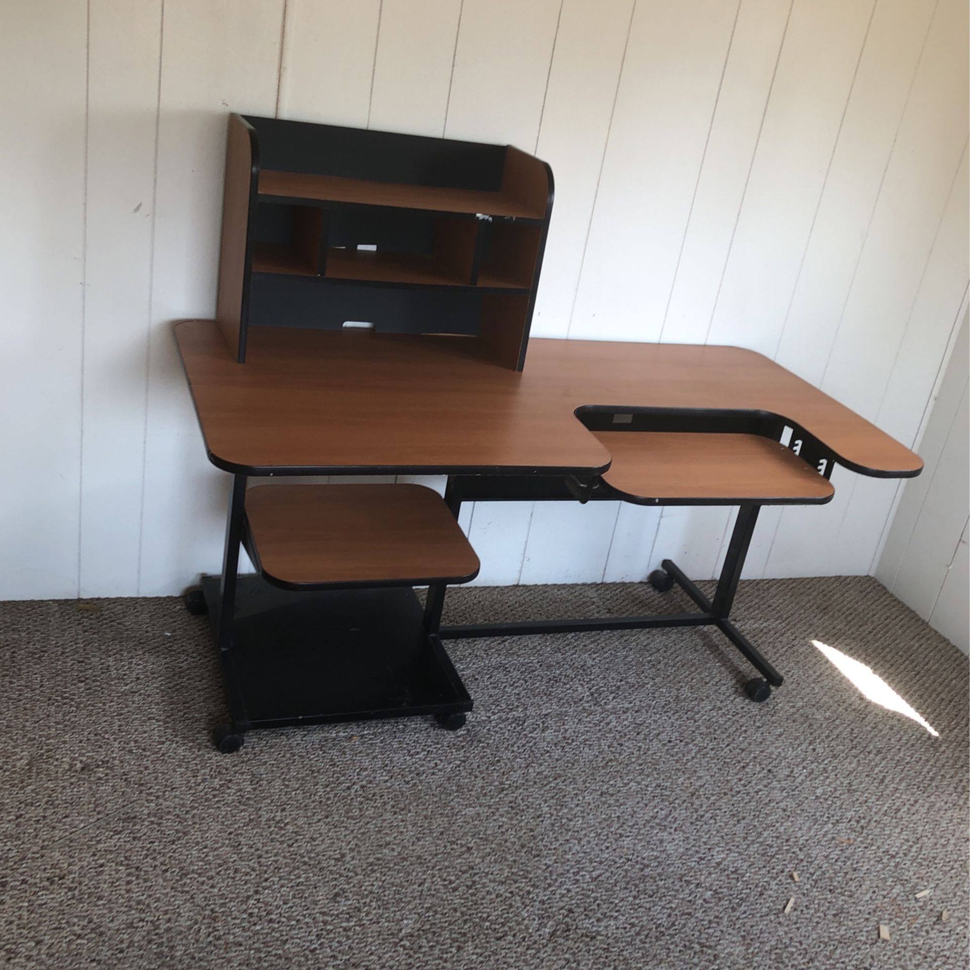 Computer Desk