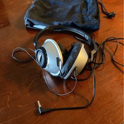 Bose Noise Cancelling Headphones