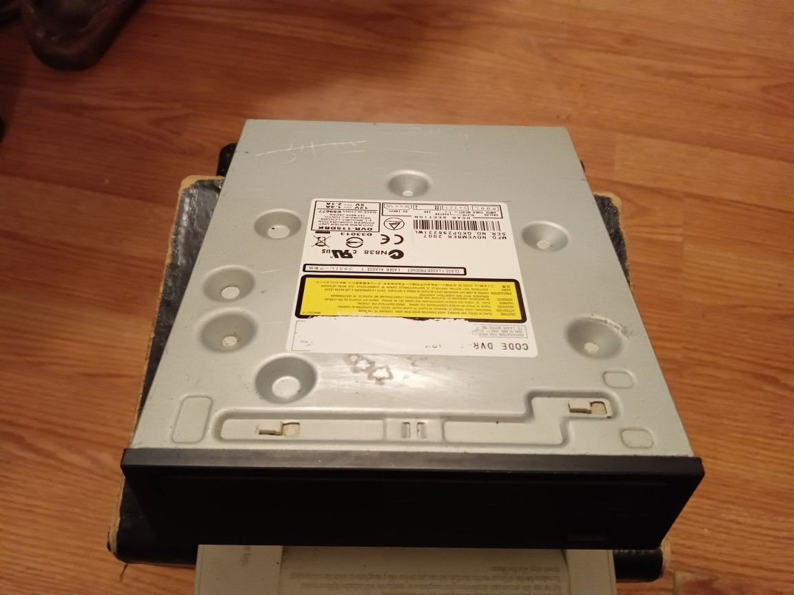 PIONEER(DVD - R/RW)Internal DVD writer