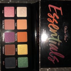 Eyeshadow palette
