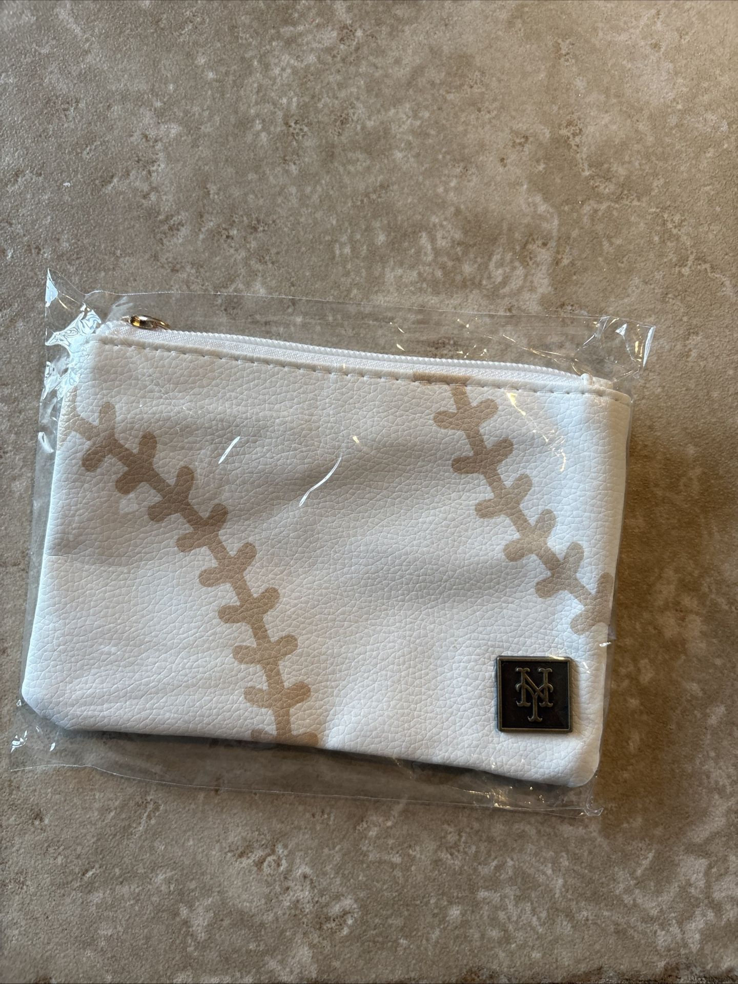 New York Mets Clutch Purse Mothers Day Giveaway