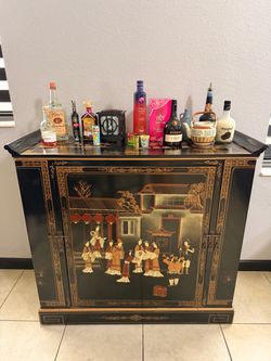 Black Lacquer Chinese Cabinet with Gold Artwork