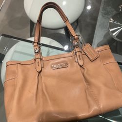 Vintage Beige Coach Bag 