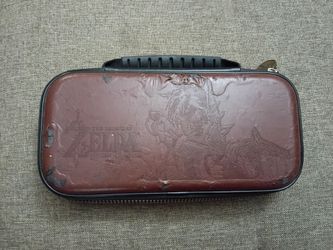 Zelda themed Nintendo switch carrying case