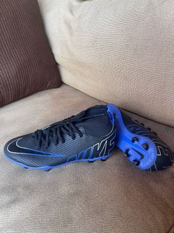 4Y Nike Mercurial Soccer Cleats