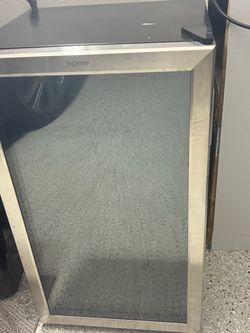 Mini fridge