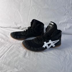 Asics Matflex wrestling shoes sz 8 pre-owned