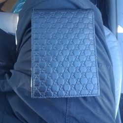 Mens Gucci Microguccissima Wallet(authentic)