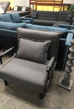 Chair / bed