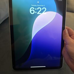 NEW iPad 11” (2025) - 128 GB 