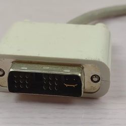 Apple DVI to VGA video adapter for PowerMac G4 G5 Pro MacBook Mini