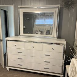 Luxury Matching Bedroom Set + Jerome’s Dual Adjustable Bed – Complete Setup