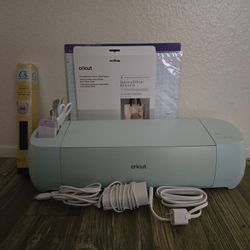 Cricut Explore 3 With Essentials