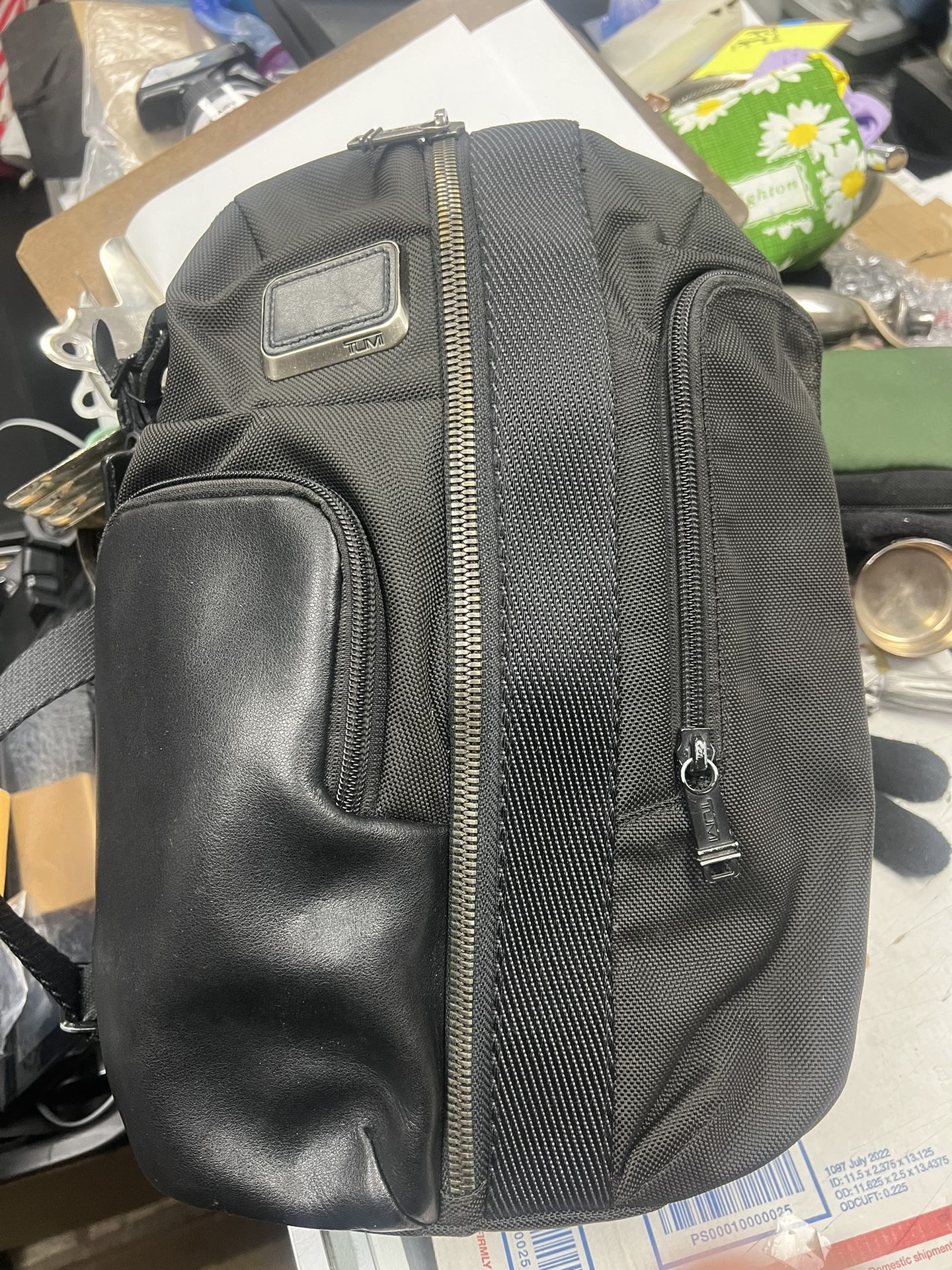 Tumi designer bag Bag tumin McLaren Co branded Series Mens sling bag backpack p/u Jamison PA 