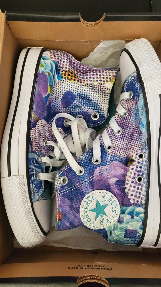 Converse Size 6.5 Or 5 Y Shoes