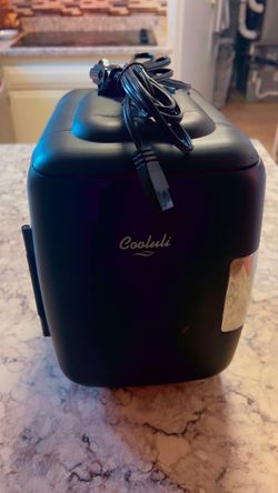 Mini Fridge With All Cords