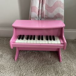 Little Girls Piano 