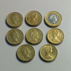 8- Great Britain 1 Pound Sterling Coins - Elizabeth II - For Collecting