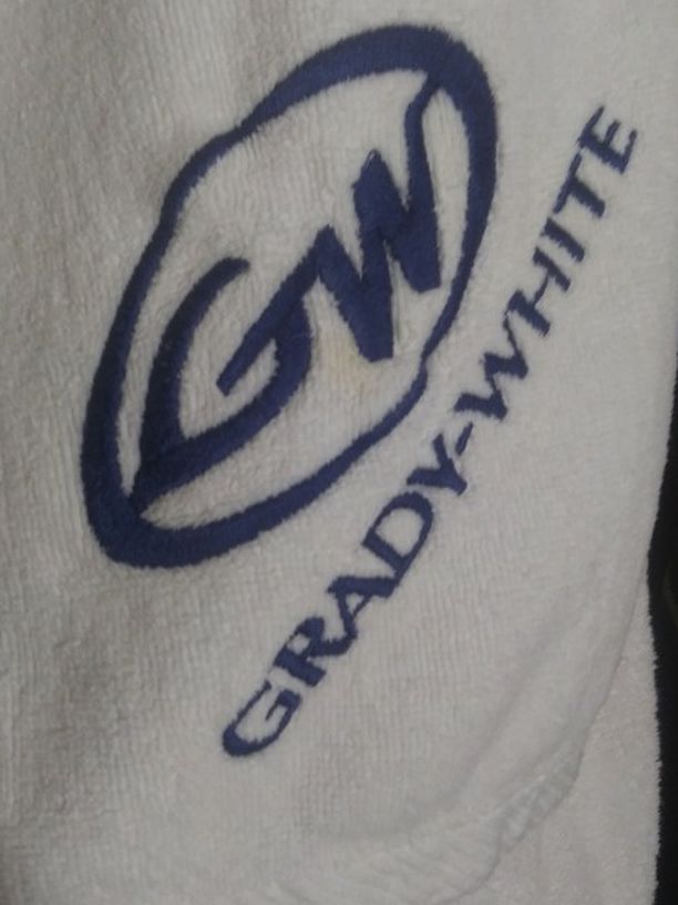 GRADY WHITE 28 2004
