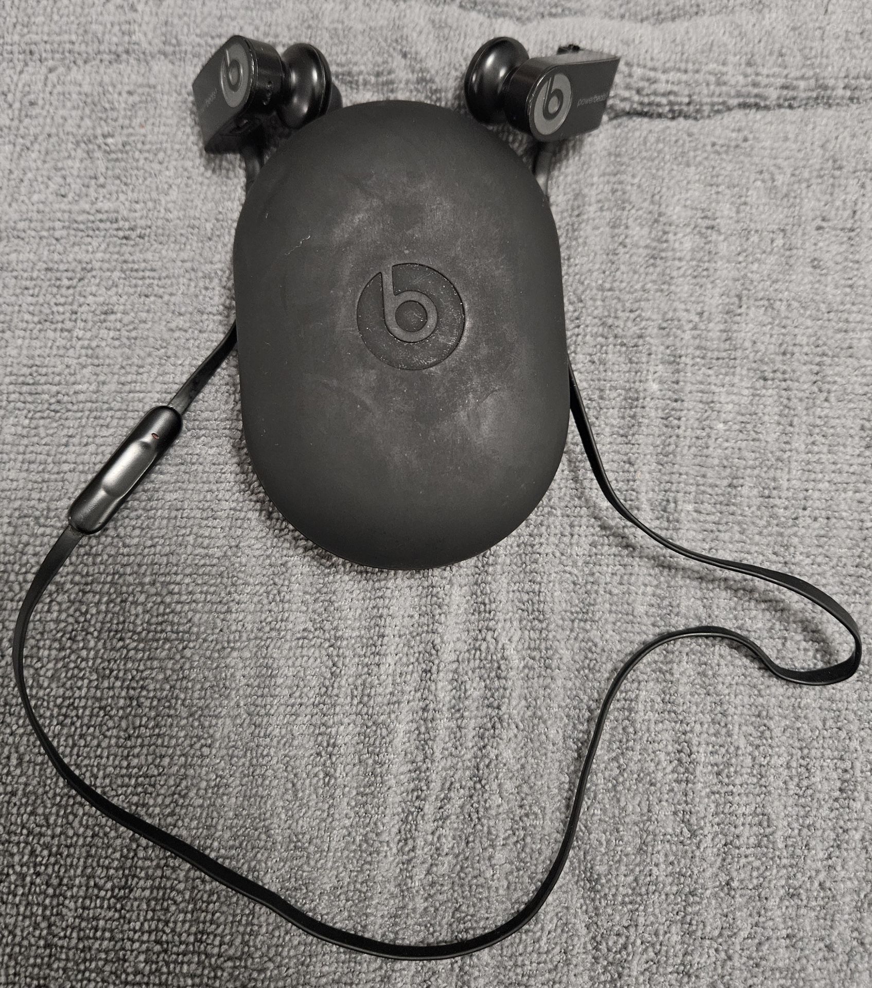 Beat Powerbeats 3
