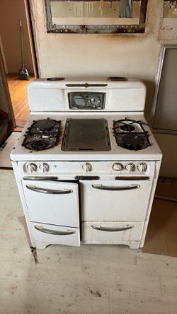 Vintage Wedgewood range