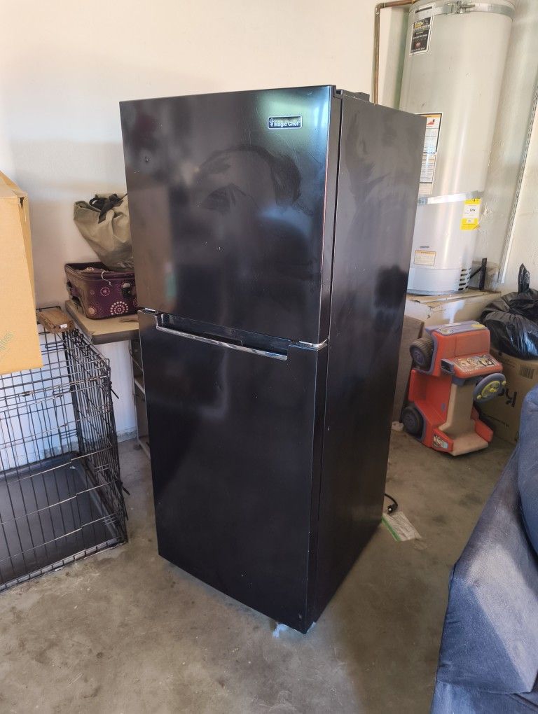 Magic Chef Refrigerator 