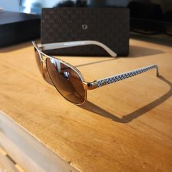 Women's Gucci Shades