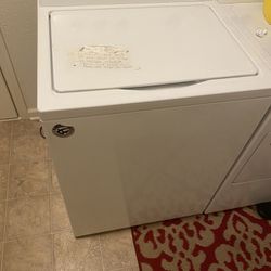 Whirlpool 3.8 cu. ft. White Top Load Washing Machine with Soaking Cycles