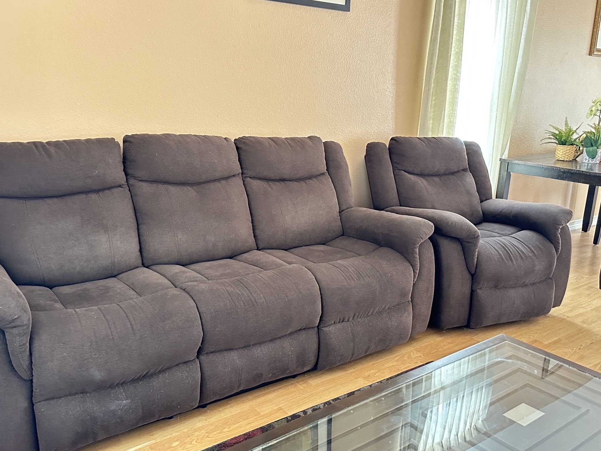 Sofa Set $100