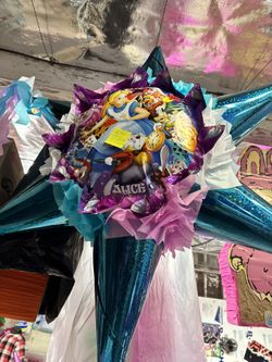 Alice In Wonderland Bola Star Pinata