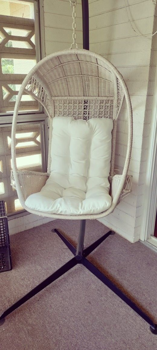 Whitewash All Weather Wicker Chillasan Outdoor Hanging Chair