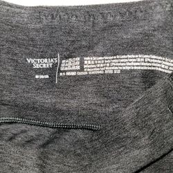 Worn Once Victoria Secret Capri Leggings Size Medium Grayish Black With Side Pockets 