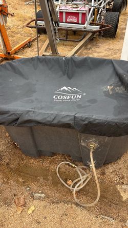100 gal. STOCK TANK WITH COVER