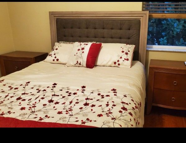 Headboard & Bedframe - Queen Size