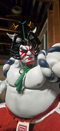 PCS Street fighter E Honda statue