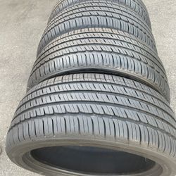 Selling Set Of Michelin 225/45/r18