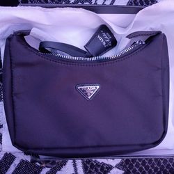 prada purse