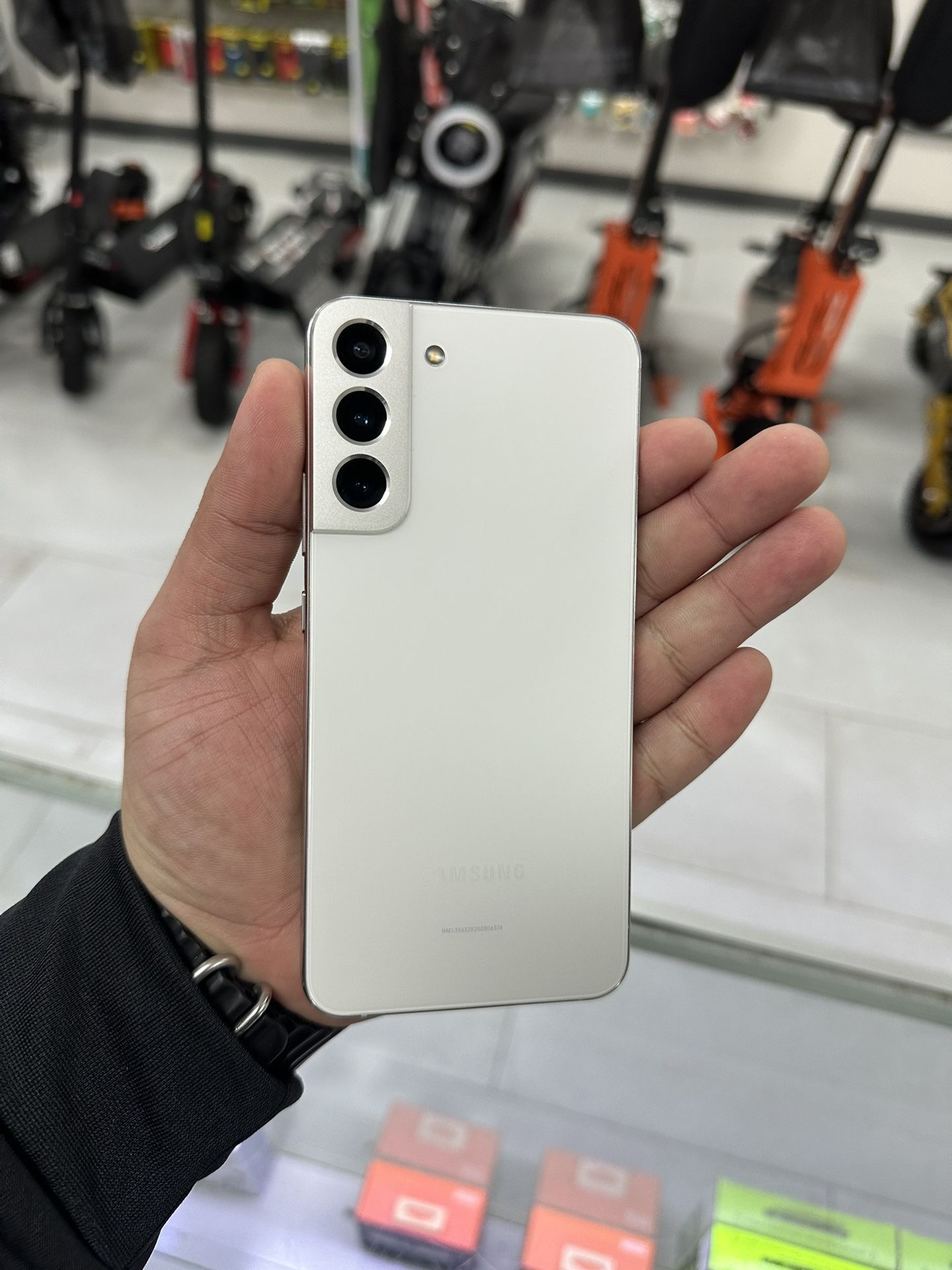 GALAXY S22 PLUS 128GB UNLOCKED $279 CASH BLACK FRIDAY DEAL!!