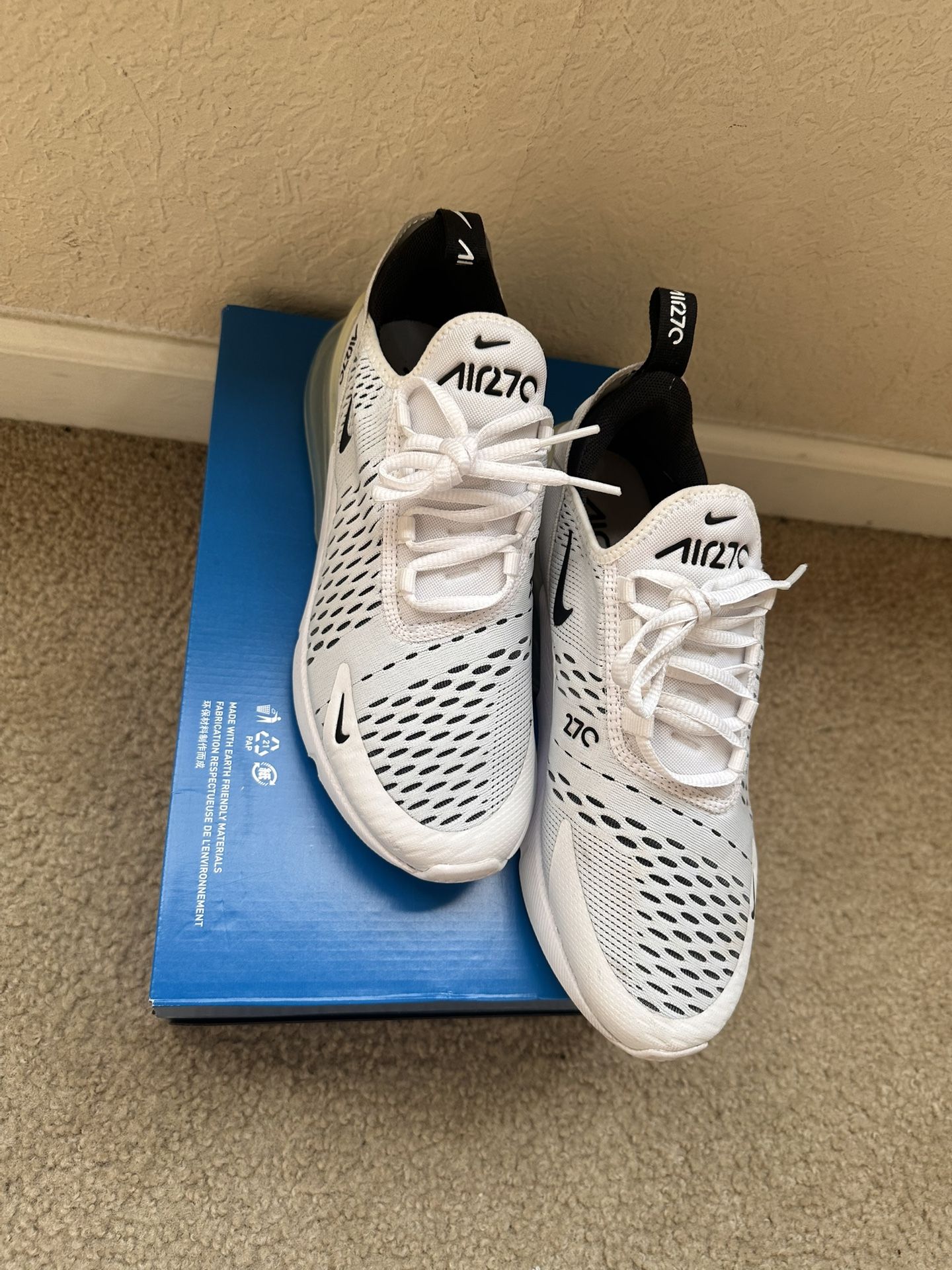 Nike Airmax 270s Women’s 8