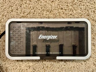 Energizer Class 2 NiMH Battery Charger for AA AAA C D 9V Batteries, CHFCV2