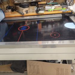 Air Hockey Table